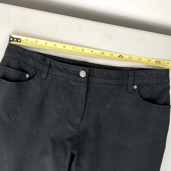 Chico’s ‘So Slimming’ 5 pocket jean with Hidden Fit Technology in Black size 12 - Picture 8 of 12